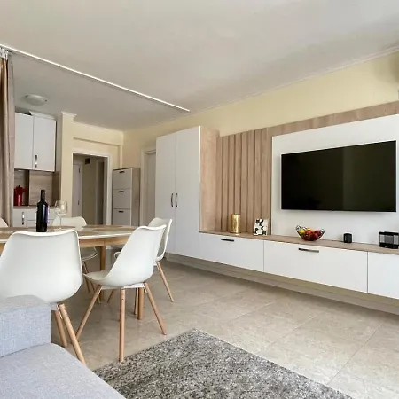 Luxury With Pool Near Yacht Marina & -sveti Apartment Sveti Vlas