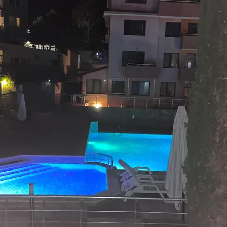 Luxus Und Komfort Im Vista Komplex Apartamento *